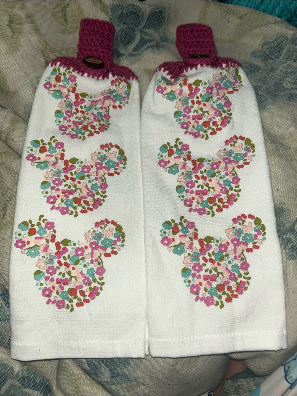 Mickey Mouse Spring Hanging Towel Set